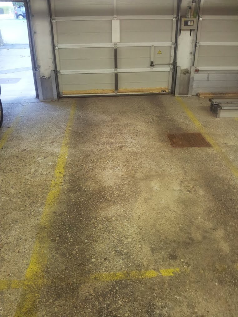 Doppelgarage: Pkw-Stellplatz – Inzersdorf Kirchenplatz, 1230 Wien | Foto 2 von 2