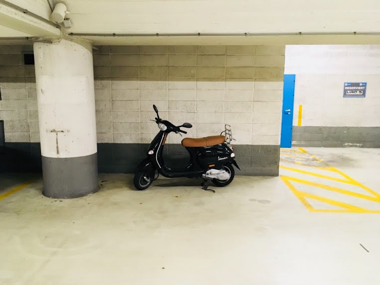 Tiefgarage: Motorrad-Stellplatz – Universitätsstraße, 1090 Wien | Foto 5 von 9
