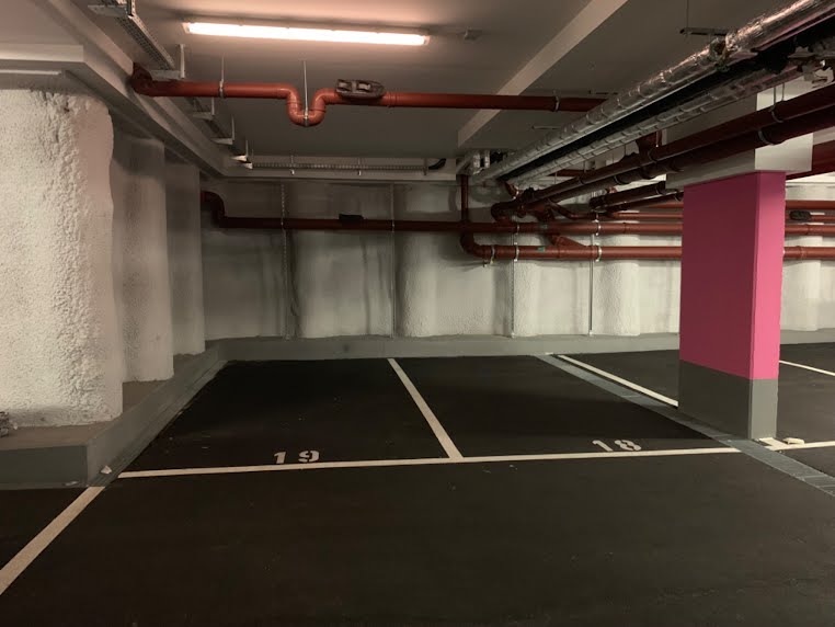 Tiefgarage: Pkw-Stellplatz – Floridsdorfer Hauptstraße, 1210 Wien | Foto 1 von 3