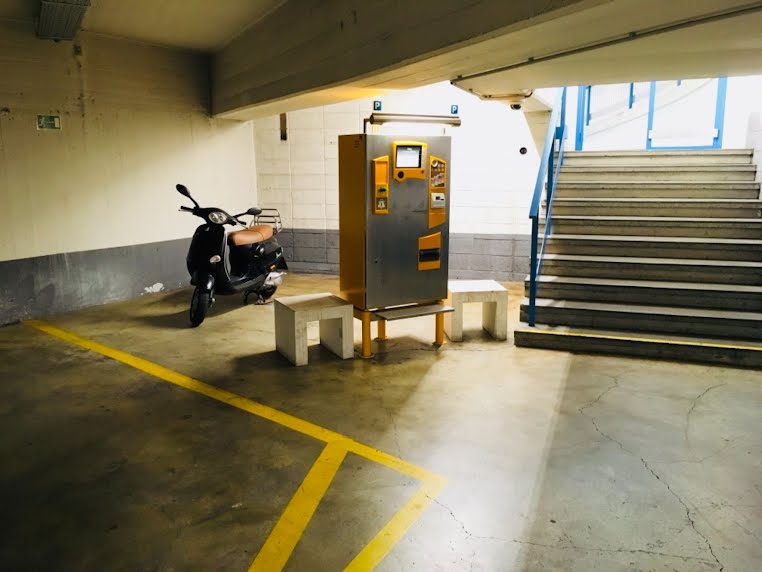Tiefgarage: Motorrad-Stellplatz – Universitätsstraße, 1090 Wien | Foto 7 von 9