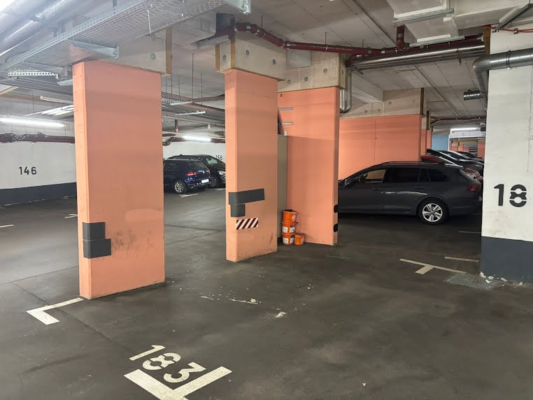 Tiefgarage: Pkw-Stellplatz – Zur Spinnerin, 1100 Wien | Foto 2 von 3