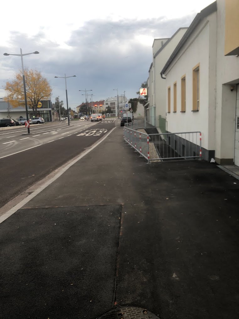 Tiefgarage: Pkw-Stellplatz – Breitenleer Straße, 1220 Wien | Foto 5 von 5