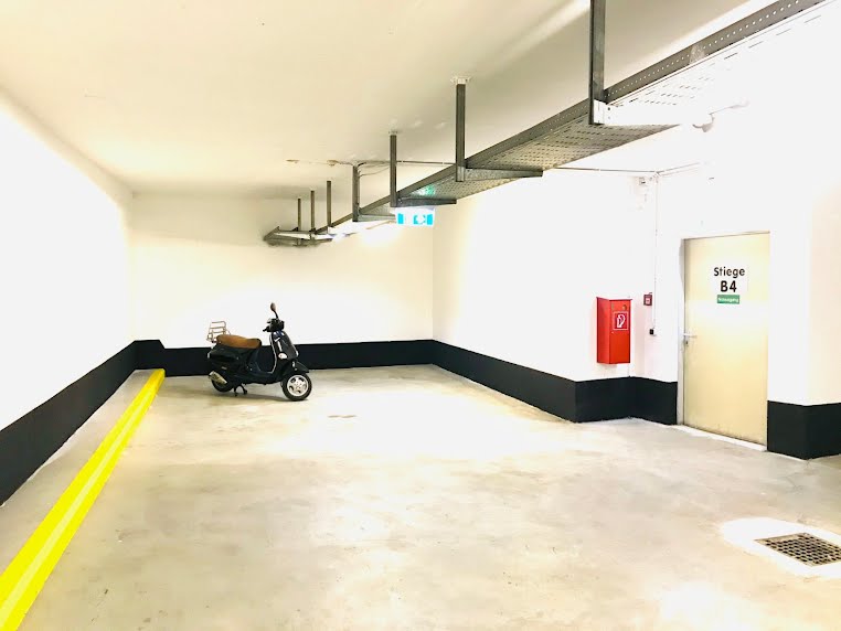 Tiefgarage: Motorrad-Stellplatz – Clemens-Holzmeister-Straße, 1100 Wien | Foto 2 von 6