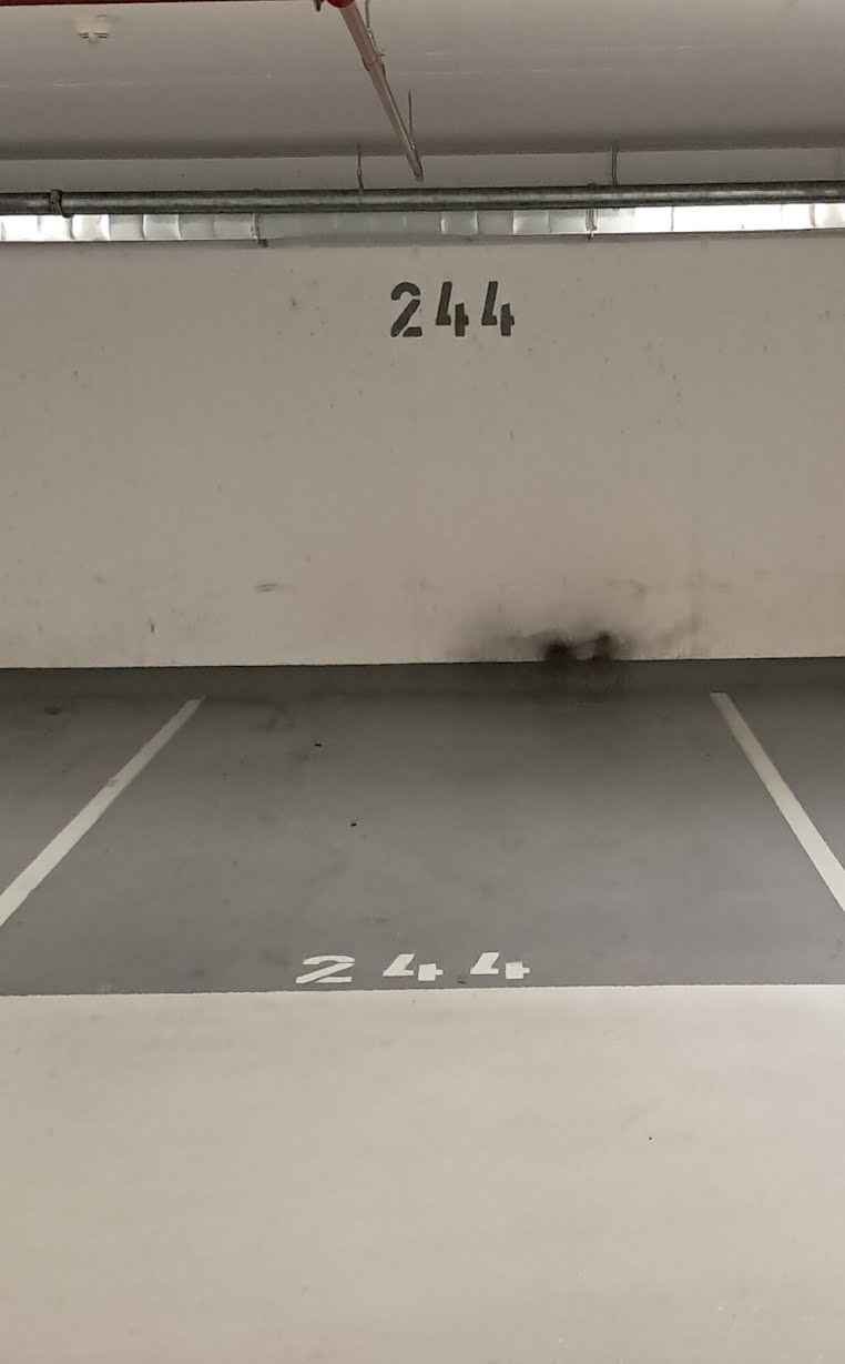 Ueberdachter Parkplatz: Pkw-Stellplatz – Gombrichgasse, 1100 Wien | Foto 3 von 4