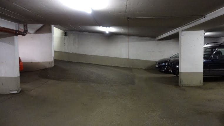 Tiefgarage: Pkw-Stellplatz – Michelbeuerngasse, 1090 Wien | Foto 4 von 5