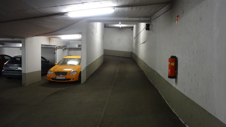 Tiefgarage: Pkw-Stellplatz – Michelbeuerngasse, 1090 Wien | Foto 1 von 2