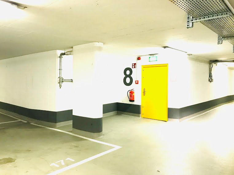 Tiefgarage: Pkw-Stellplatz – Hütteldorfer Straße, 1140 Wien | Foto 6 von 7