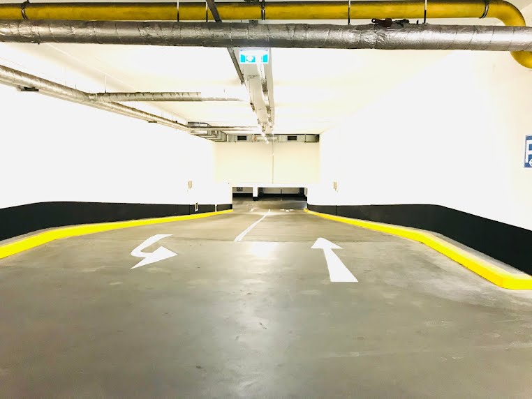 Tiefgarage: Motorrad-Stellplatz – Clemens-Holzmeister-Straße, 1100 Wien | Foto 3 von 6