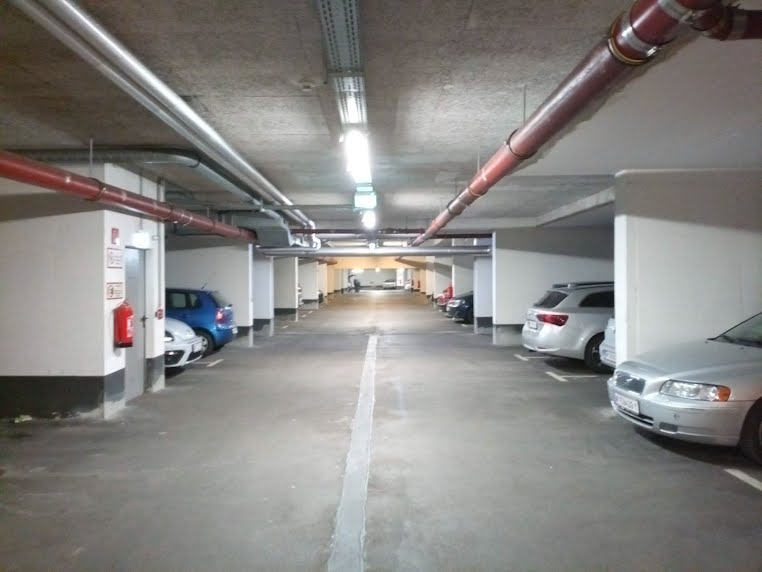 Tiefgarage: Pkw-Stellplatz – Perfektastraße, 1230 Wien | Foto 1 von 2