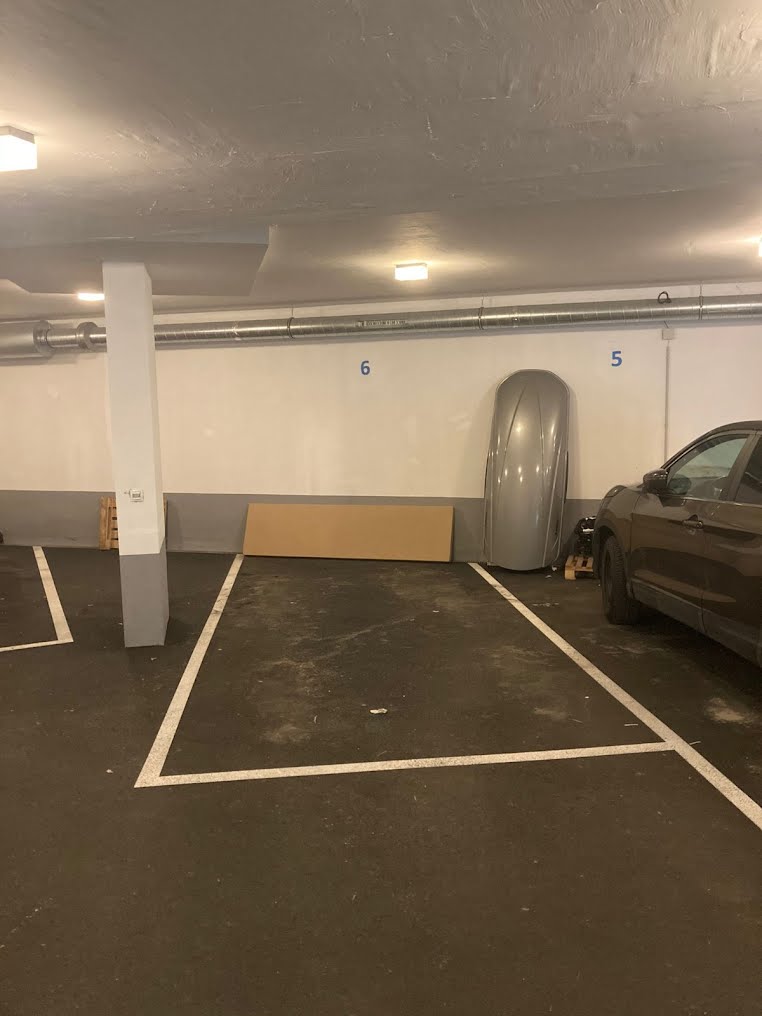 Ebenerdige Sammelgarage: Pkw-Stellplatz – Firmiangasse, 1130 Wien | Foto 2 von 2