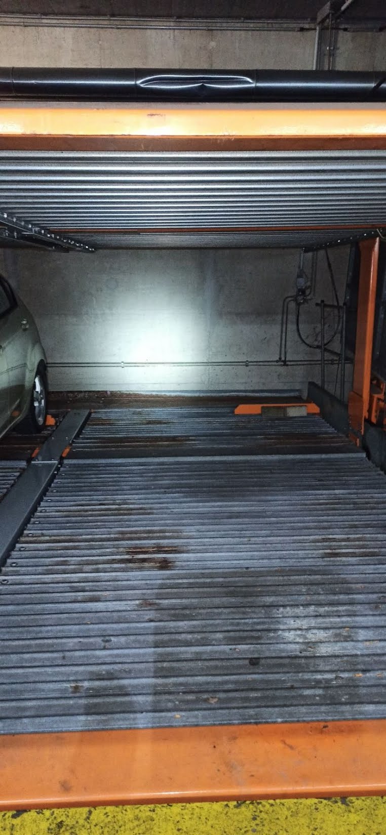 Tiefgarage: Pkw-Stellplatz – Kratochwjlestraße, 1220 Wien | Foto 4 von 6
