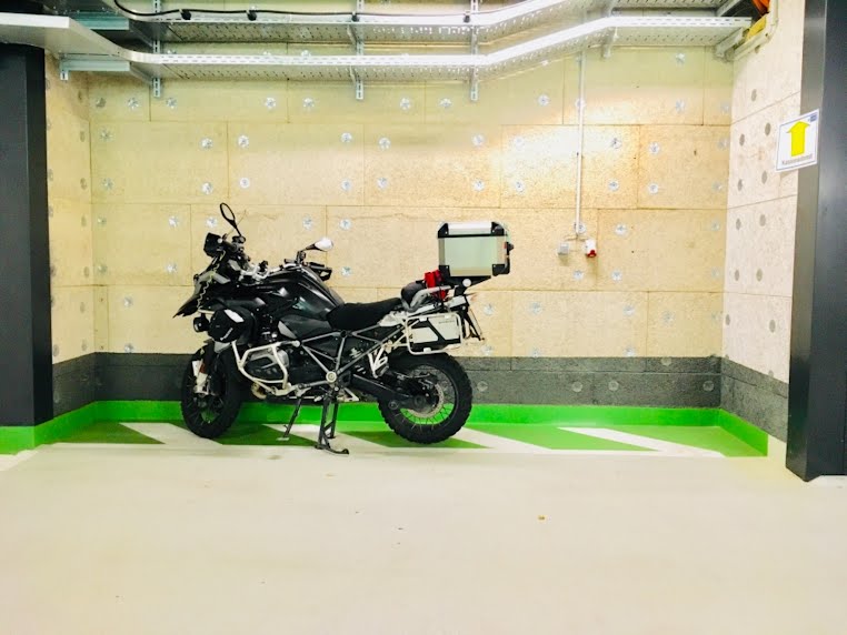 Tiefgarage: Motorrad-Stellplatz – Seckendorfstraße, 1140 Wien | Foto 1 von 10