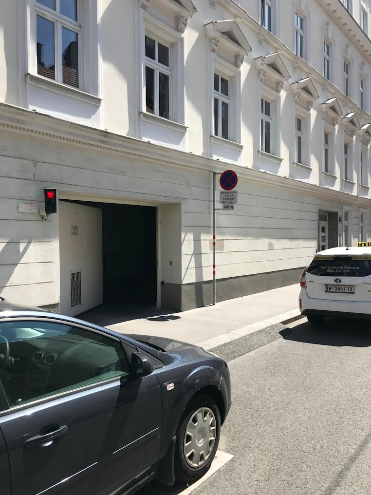 Tiefgarage: Pkw-Stellplatz – Sandwirtgasse, 1060 Wien | Foto 3 von 9