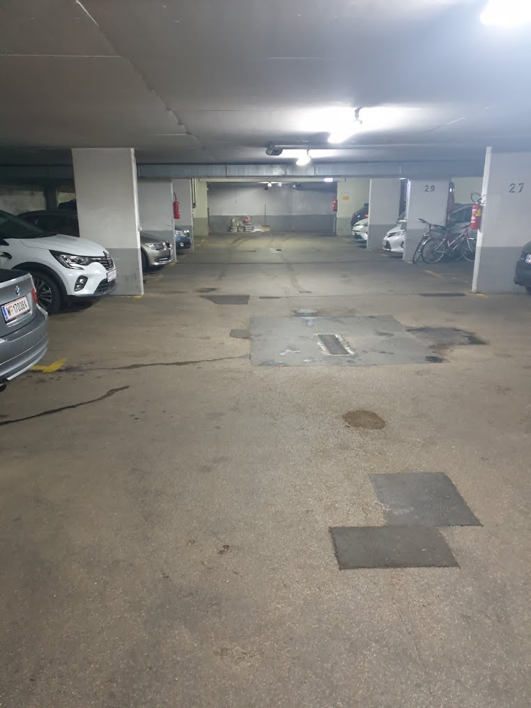 Tiefgarage: Pkw-Stellplatz – Rosentalgasse, 1140 Wien | Foto 1 von 2