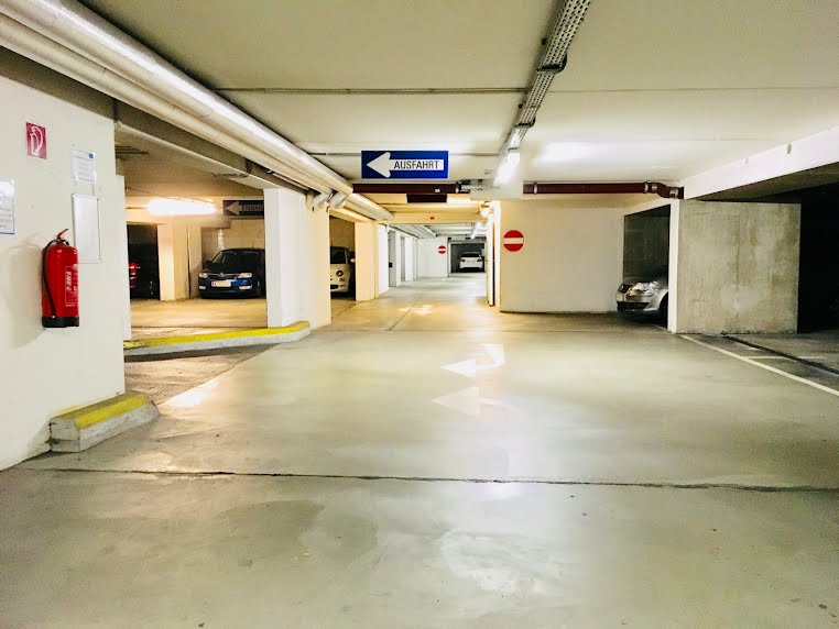 Tiefgarage: Pkw-Stellplatz – Hollgasse, 1050 Wien | Foto 1 von 6