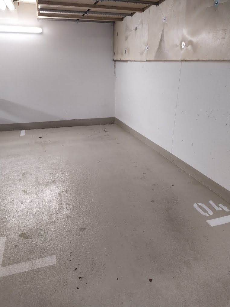 Tiefgarage: Pkw-Stellplatz – Sechtergasse, 1120 Wien | Foto 1 von 3