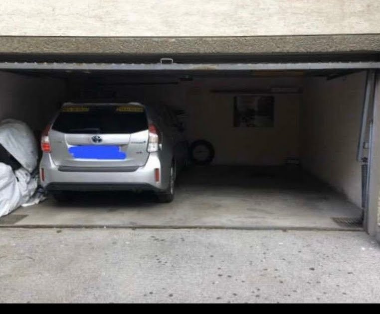 Doppelgarage: Pkw-Stellplatz – Eisteichstraße, 1110 Wien | Foto 2 von 5