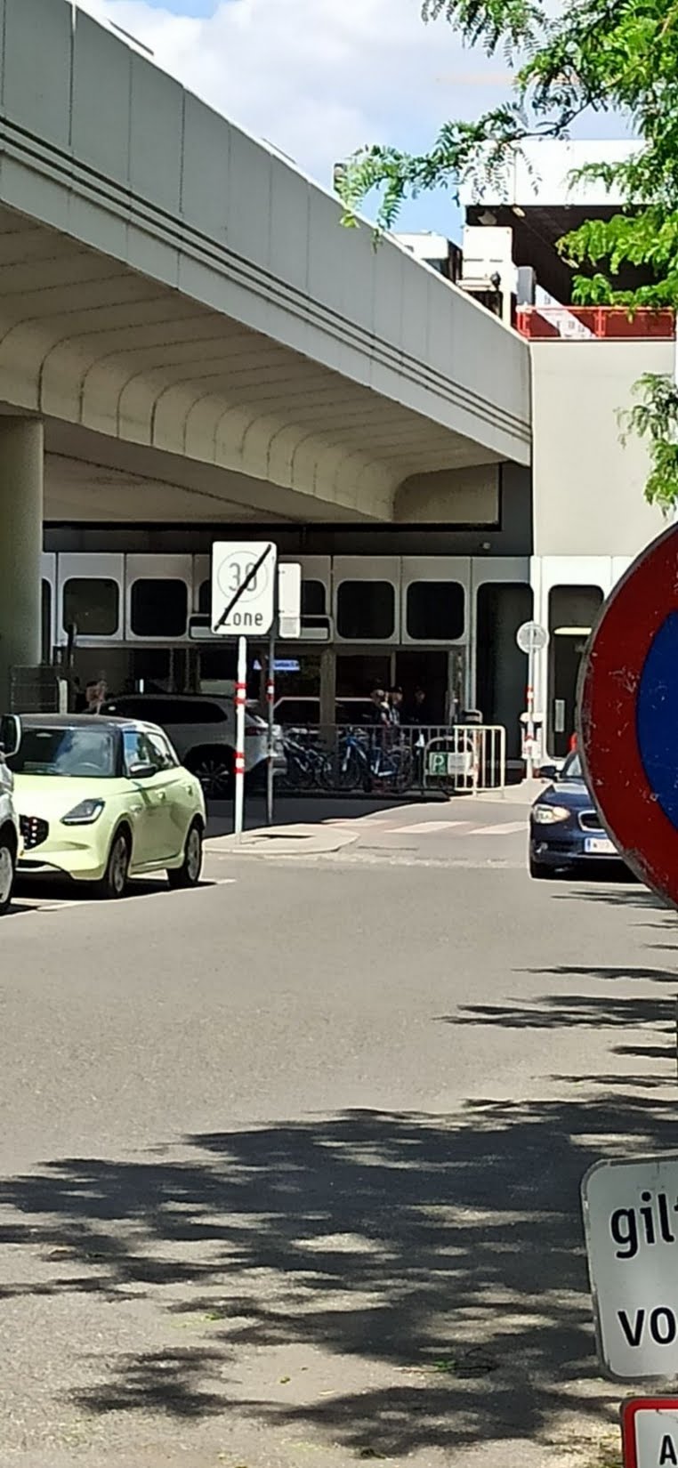 Tiefgarage: Pkw-Stellplatz – Kratochwjlestraße, 1220 Wien | Foto 6 von 6